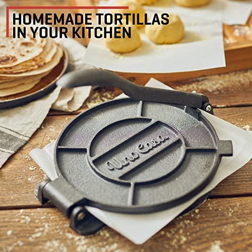 Uno Casa Cast Iron Tortilla Press - 8 Inch Pre-Seasoned Maker + 100 Pcs Parchment Paper - Roti & Taco Press for Authentic Cooking